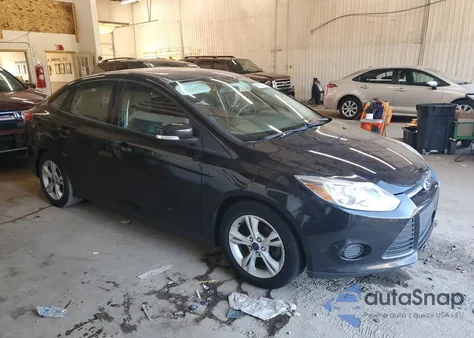 2014 Ford Focus Se z USA, uszkodzony, nr VIN 1FADP3F20EL349646